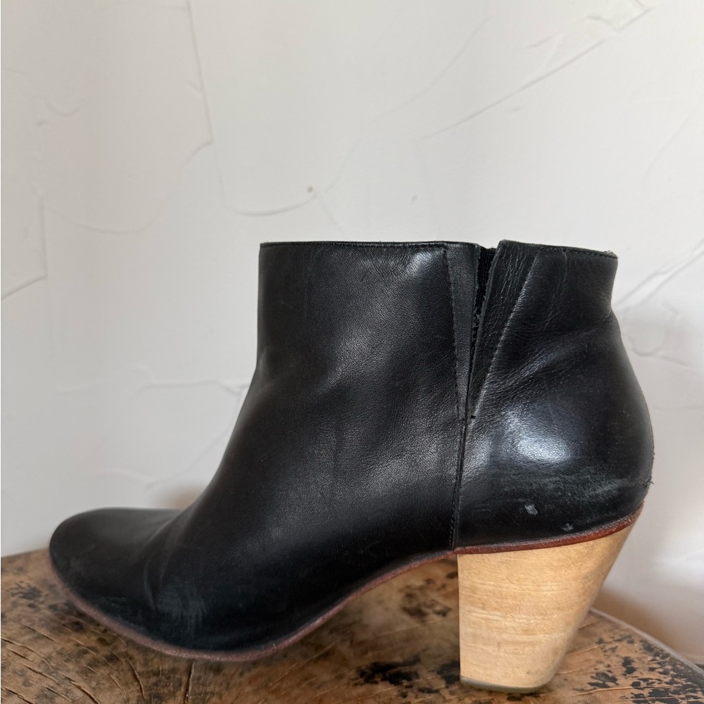 Rachel Comey Black Leather Ankle Boots Booties